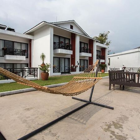 Shangri-La Village Resort, Pokhara Bagian luar foto