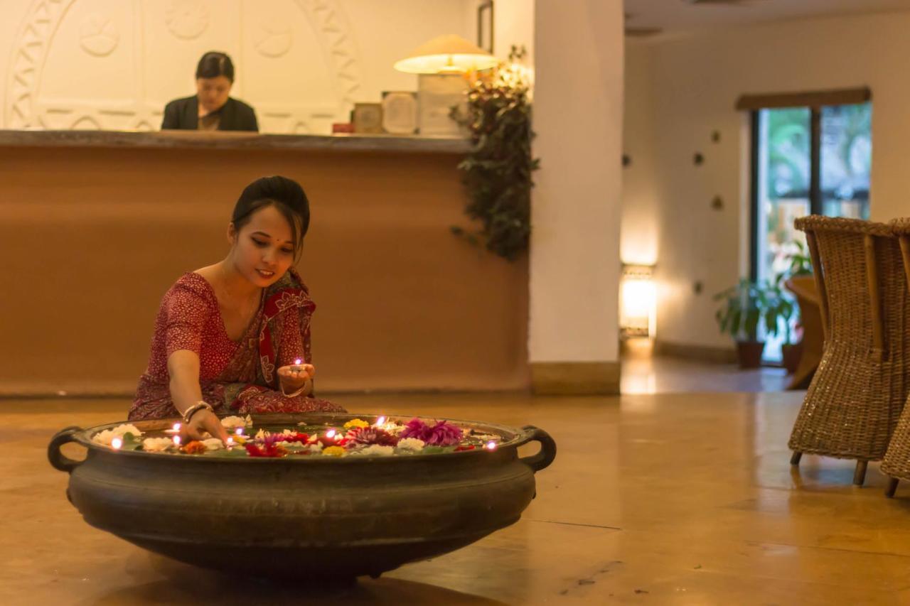Shangri-La Village Resort, Pokhara Bagian luar foto
