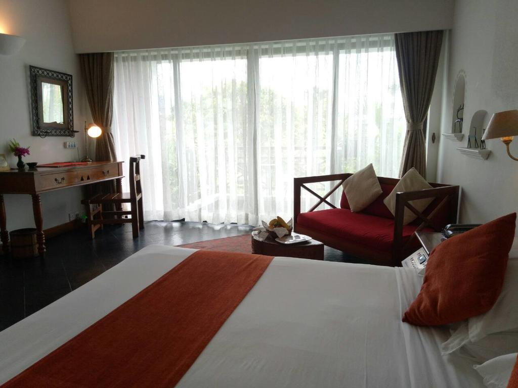 Shangri-La Village Resort, Pokhara Bagian luar foto