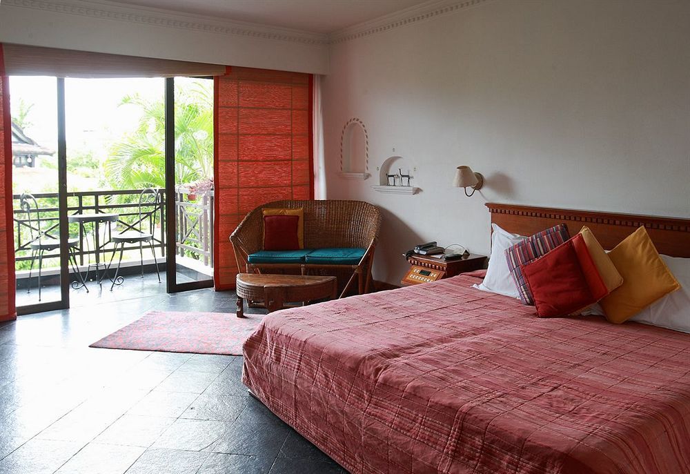 Shangri-La Village Resort, Pokhara Bagian luar foto