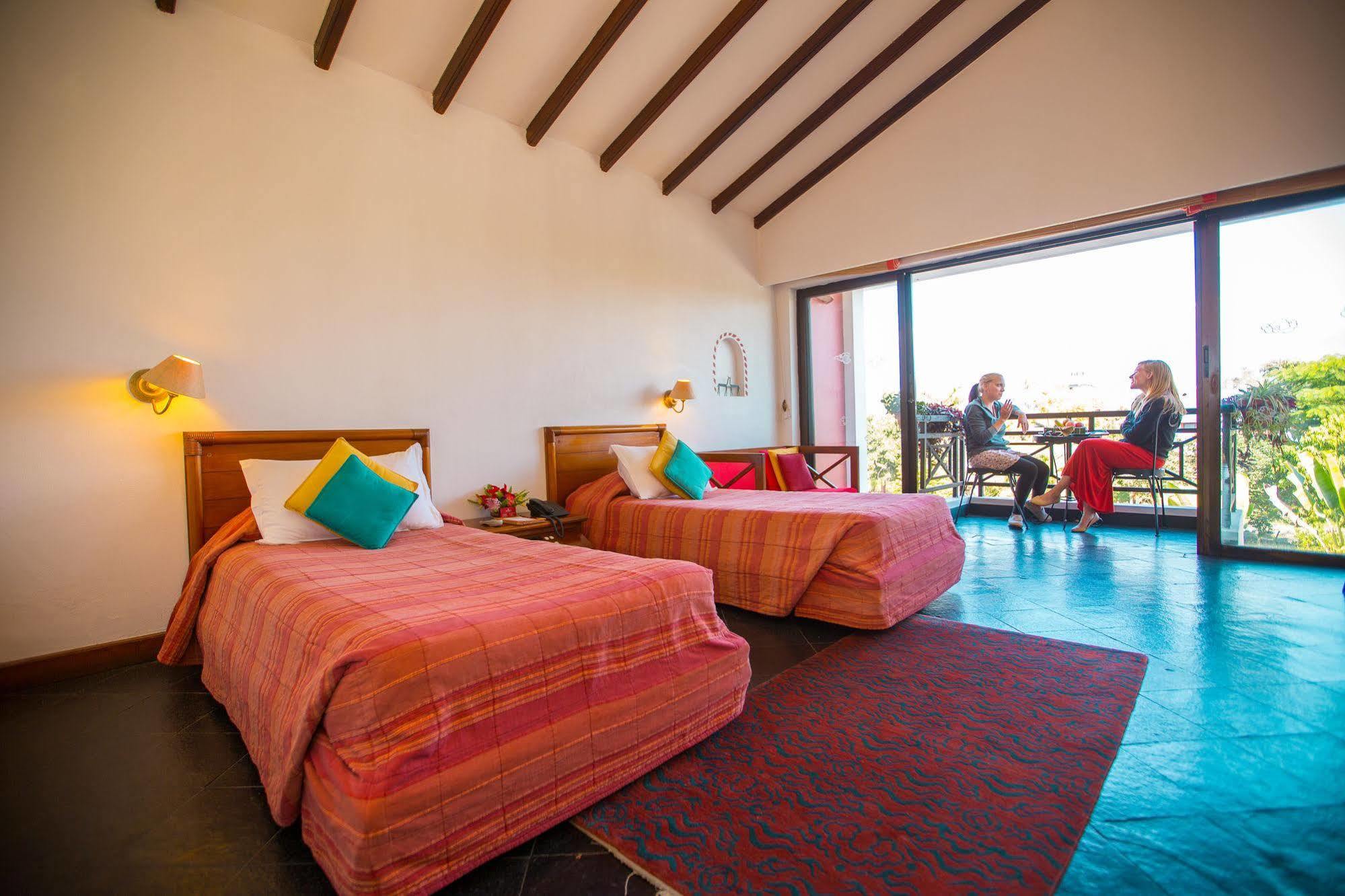 Shangri-La Village Resort, Pokhara Bagian luar foto